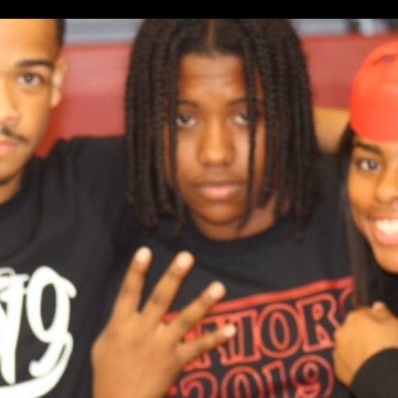 Meet your Posher, Darcel - Picture 1 of 1